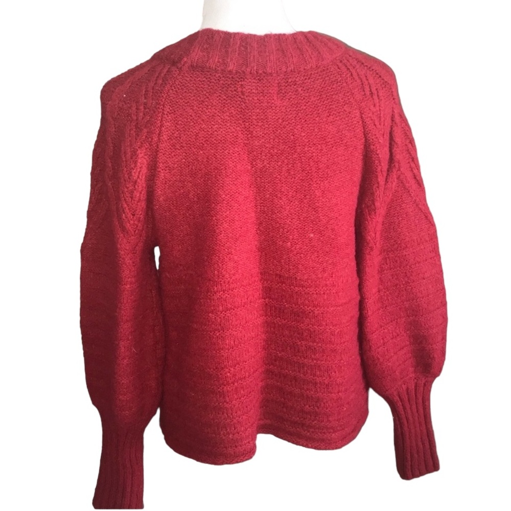 Universal Thread Sweater - Picture 2 of 6